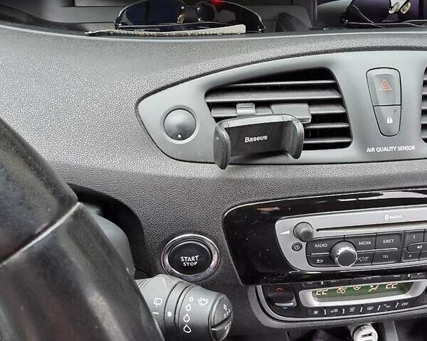 Черный Рено Гранд Сценик, объемом двигателя 1.46 л и пробегом 239 тыс. км за 8700 $, фото 14 на Automoto.ua