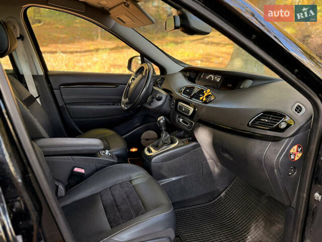 Черный Рено Гранд Сценик, объемом двигателя 1.6 л и пробегом 236 тыс. км за 10500 $, фото 10 на Automoto.ua