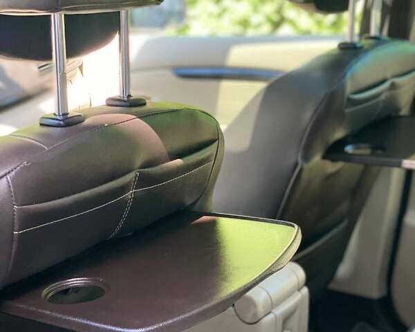 Черный Рено Гранд Сценик, объемом двигателя 1.6 л и пробегом 216 тыс. км за 9550 $, фото 21 на Automoto.ua