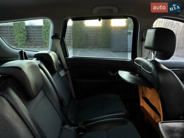 Черный Рено Гранд Сценик, объемом двигателя 1.6 л и пробегом 230 тыс. км за 9900 $, фото 66 на Automoto.ua