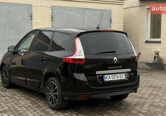 Черный Рено Гранд Сценик, объемом двигателя 1.46 л и пробегом 218 тыс. км за 11700 $, фото 3 на Automoto.ua