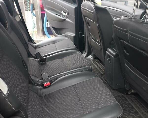 Черный Рено Гранд Сценик, объемом двигателя 1.46 л и пробегом 305 тыс. км за 8200 $, фото 14 на Automoto.ua