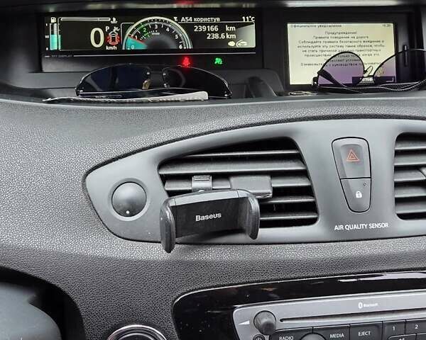 Черный Рено Гранд Сценик, объемом двигателя 1.46 л и пробегом 239 тыс. км за 8700 $, фото 15 на Automoto.ua