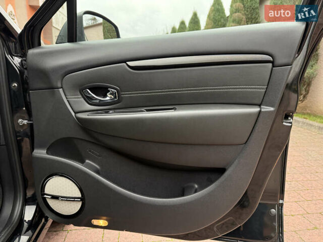 Черный Рено Гранд Сценик, объемом двигателя 1.5 л и пробегом 224 тыс. км за 11400 $, фото 107 на Automoto.ua