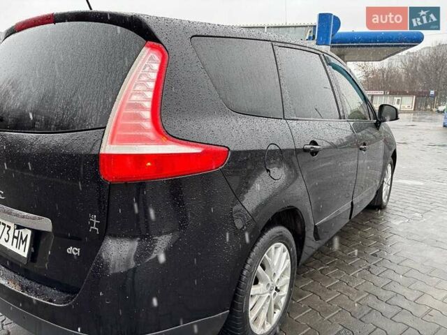 Черный Рено Гранд Сценик, объемом двигателя 1.5 л и пробегом 230 тыс. км за 9900 $, фото 61 на Automoto.ua