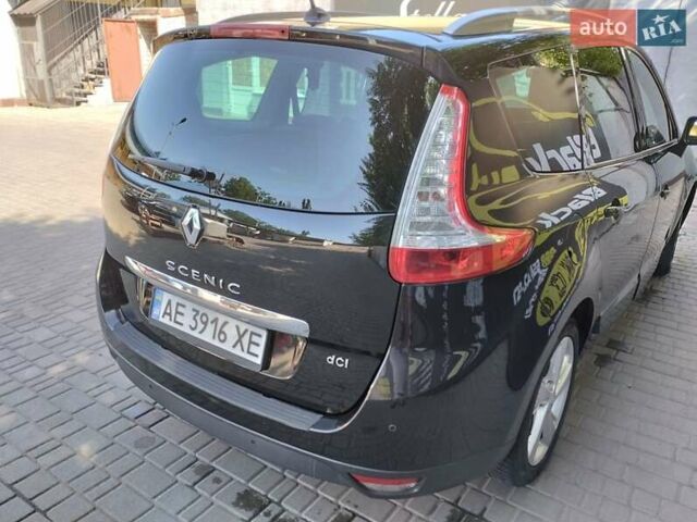 Черный Рено Гранд Сценик, объемом двигателя 1.46 л и пробегом 230 тыс. км за 9800 $, фото 10 на Automoto.ua