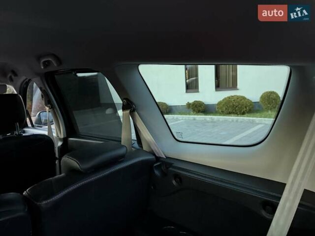 Черный Рено Гранд Сценик, объемом двигателя 1.6 л и пробегом 230 тыс. км за 9900 $, фото 61 на Automoto.ua