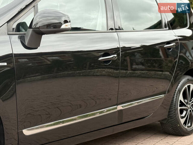 Черный Рено Гранд Сценик, объемом двигателя 1.5 л и пробегом 224 тыс. км за 11400 $, фото 40 на Automoto.ua