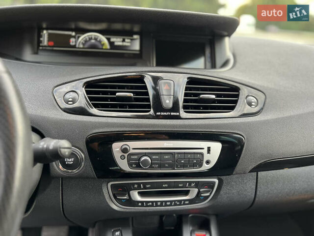 Чорний Рено Гранд Сценік, об'ємом двигуна 1.5 л та пробігом 225 тис. км за 10799 $, фото 46 на Automoto.ua