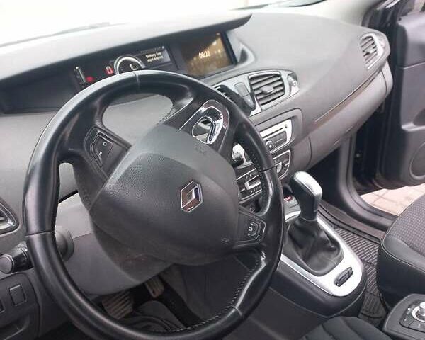 Черный Рено Гранд Сценик, объемом двигателя 1.46 л и пробегом 305 тыс. км за 8200 $, фото 13 на Automoto.ua