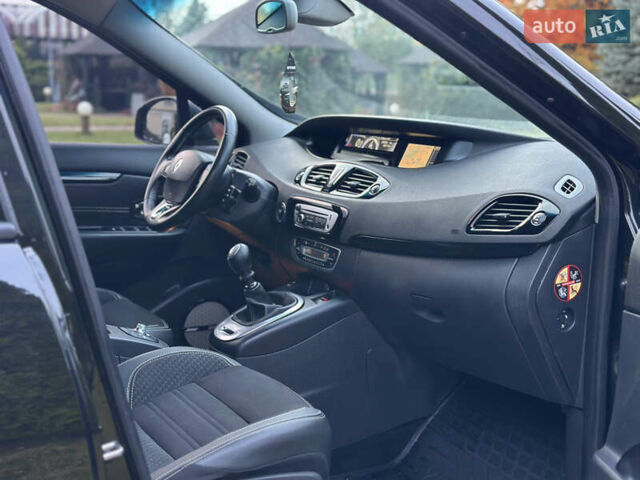 Черный Рено Гранд Сценик, объемом двигателя 1.6 л и пробегом 269 тыс. км за 10500 $, фото 69 на Automoto.ua