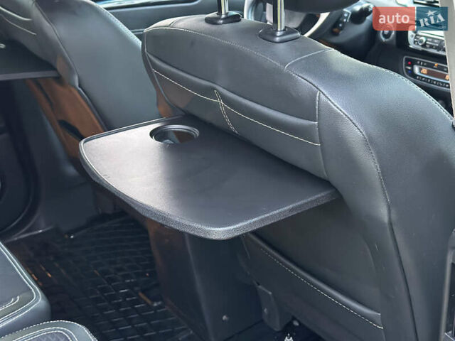 Черный Рено Гранд Сценик, объемом двигателя 1.6 л и пробегом 269 тыс. км за 10500 $, фото 52 на Automoto.ua