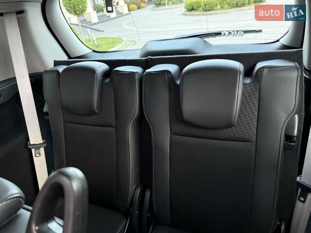 Чорний Рено Гранд Сценік, об'ємом двигуна 1.6 л та пробігом 216 тис. км за 11800 $, фото 64 на Automoto.ua