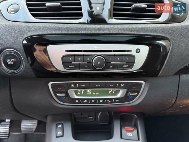 Чорний Рено Гранд Сценік, об'ємом двигуна 1.6 л та пробігом 216 тис. км за 11800 $, фото 42 на Automoto.ua