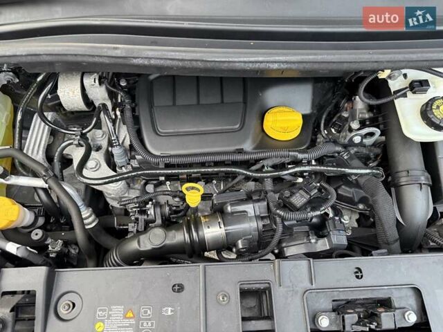 Чорний Рено Гранд Сценік, об'ємом двигуна 1.6 л та пробігом 216 тис. км за 11800 $, фото 25 на Automoto.ua