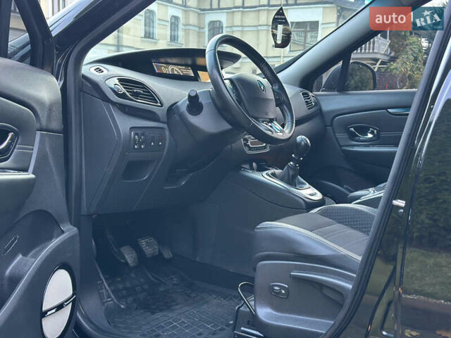 Черный Рено Гранд Сценик, объемом двигателя 1.6 л и пробегом 269 тыс. км за 10500 $, фото 71 на Automoto.ua