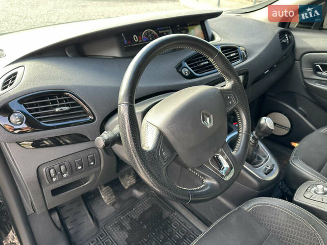 Черный Рено Гранд Сценик, объемом двигателя 1.6 л и пробегом 285 тыс. км за 9600 $, фото 16 на Automoto.ua