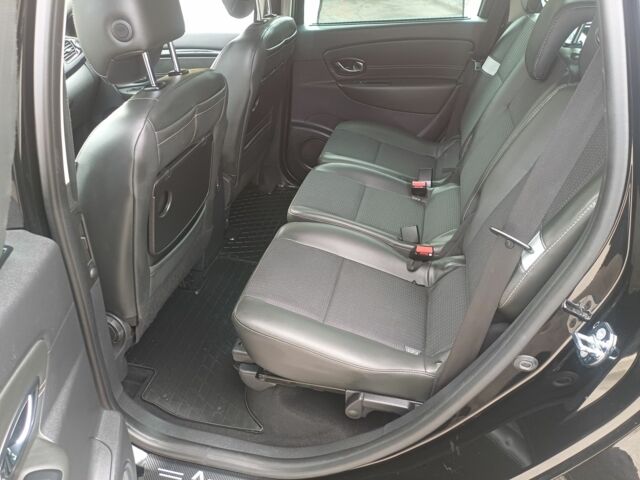 Черный Рено Гранд Сценик, объемом двигателя 0 л и пробегом 245 тыс. км за 9100 $, фото 11 на Automoto.ua