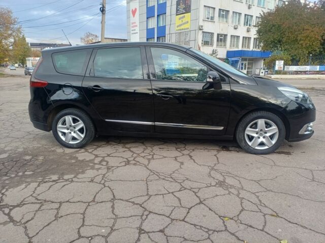 Черный Рено Гранд Сценик, объемом двигателя 0 л и пробегом 245 тыс. км за 9100 $, фото 23 на Automoto.ua