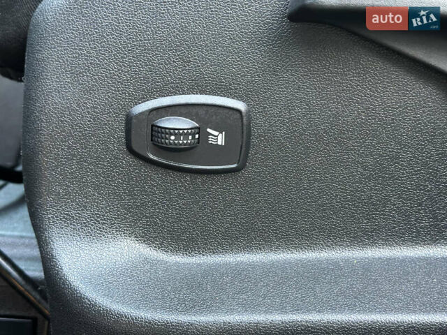 Черный Рено Гранд Сценик, объемом двигателя 1.6 л и пробегом 269 тыс. км за 10500 $, фото 35 на Automoto.ua