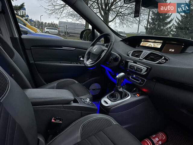 Чорний Рено Гранд Сценік, об'ємом двигуна 1.46 л та пробігом 240 тис. км за 10999 $, фото 28 на Automoto.ua