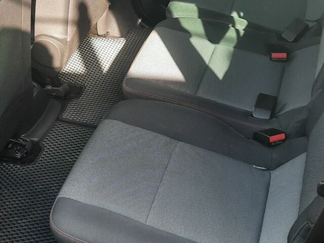 Черный Рено Гранд Сценик, объемом двигателя 1.5 л и пробегом 135 тыс. км за 9200 $, фото 4 на Automoto.ua