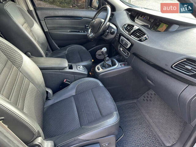 Черный Рено Гранд Сценик, объемом двигателя 1.6 л и пробегом 285 тыс. км за 9600 $, фото 18 на Automoto.ua