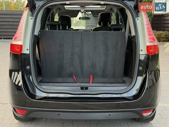 Чорний Рено Гранд Сценік, об'ємом двигуна 1.6 л та пробігом 216 тис. км за 11800 $, фото 66 на Automoto.ua