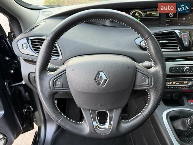 Чорний Рено Гранд Сценік, об'ємом двигуна 1.6 л та пробігом 216 тис. км за 11800 $, фото 34 на Automoto.ua