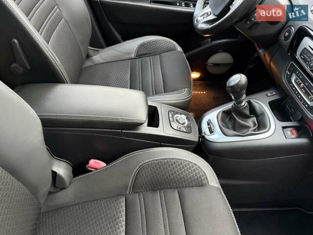 Чорний Рено Гранд Сценік, об'ємом двигуна 1.6 л та пробігом 216 тис. км за 11800 $, фото 77 на Automoto.ua