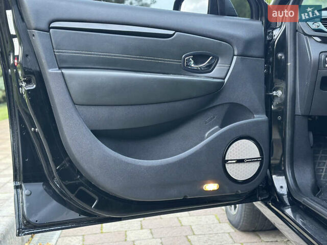 Черный Рено Гранд Сценик, объемом двигателя 1.6 л и пробегом 269 тыс. км за 10500 $, фото 32 на Automoto.ua