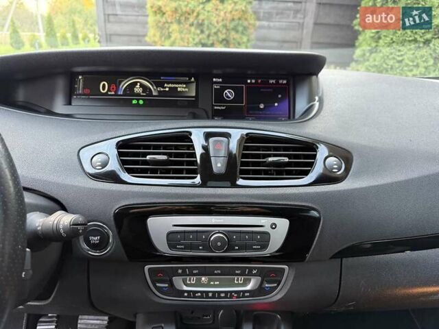 Чорний Рено Гранд Сценік, об'ємом двигуна 1.6 л та пробігом 216 тис. км за 11800 $, фото 38 на Automoto.ua