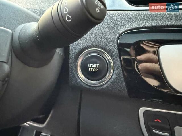 Чорний Рено Гранд Сценік, об'ємом двигуна 1.6 л та пробігом 216 тис. км за 11800 $, фото 41 на Automoto.ua