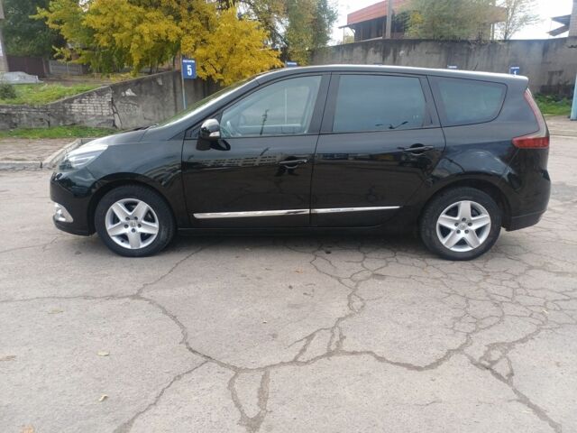 Черный Рено Гранд Сценик, объемом двигателя 0 л и пробегом 245 тыс. км за 9100 $, фото 6 на Automoto.ua