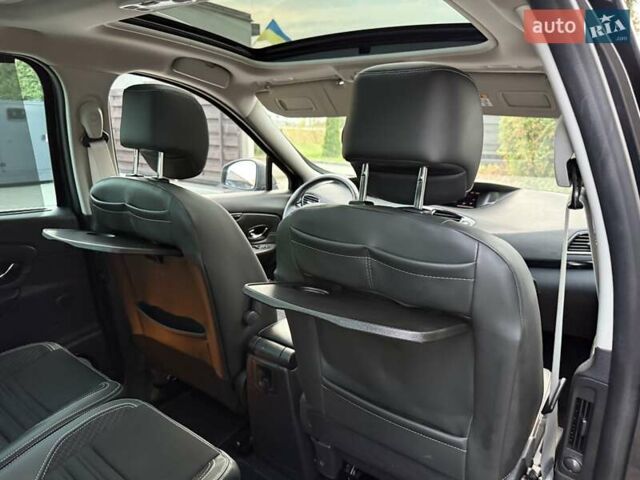 Чорний Рено Гранд Сценік, об'ємом двигуна 1.6 л та пробігом 216 тис. км за 11800 $, фото 75 на Automoto.ua