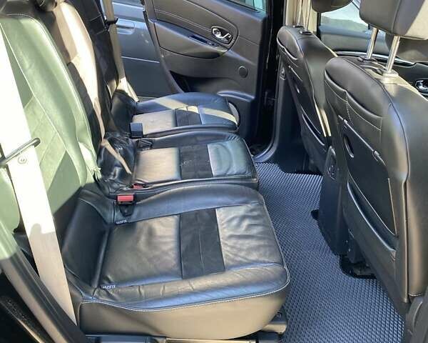 Черный Рено Гранд Сценик, объемом двигателя 1.6 л и пробегом 266 тыс. км за 11200 $, фото 2 на Automoto.ua