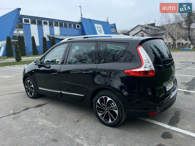 Чорний Рено Гранд Сценік, об'ємом двигуна 1.46 л та пробігом 240 тис. км за 10999 $, фото 2 на Automoto.ua