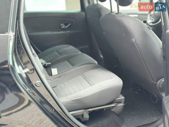 Чорний Рено Гранд Сценік, об'ємом двигуна 1.46 л та пробігом 217 тис. км за 8800 $, фото 10 на Automoto.ua