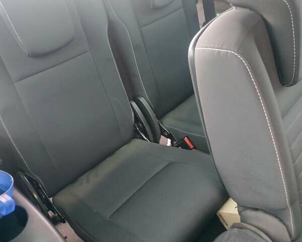 Черный Рено Гранд Сценик, объемом двигателя 1.5 л и пробегом 217 тыс. км за 9500 $, фото 13 на Automoto.ua