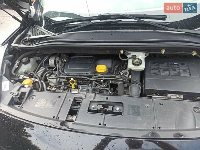 Чорний Рено Гранд Сценік, об'ємом двигуна 1.6 л та пробігом 290 тис. км за 9600 $, фото 5 на Automoto.ua