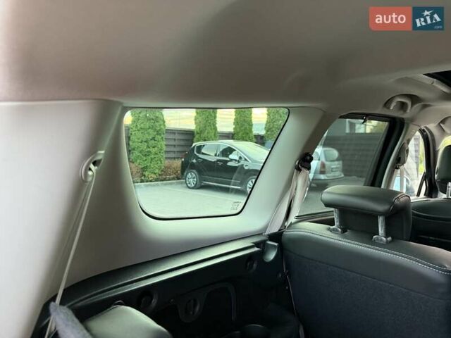 Чорний Рено Гранд Сценік, об'ємом двигуна 1.6 л та пробігом 216 тис. км за 11800 $, фото 67 на Automoto.ua