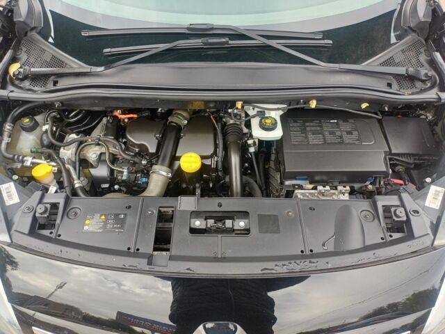 Черный Рено Гранд Сценик, объемом двигателя 0 л и пробегом 245 тыс. км за 9100 $, фото 15 на Automoto.ua