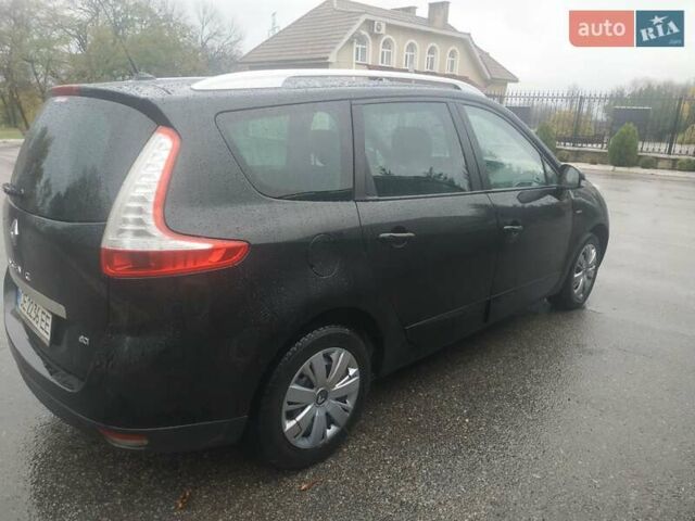 Черный Рено Гранд Сценик, объемом двигателя 1.5 л и пробегом 217 тыс. км за 9500 $, фото 21 на Automoto.ua