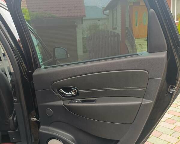 Черный Рено Гранд Сценик, объемом двигателя 1.6 л и пробегом 215 тыс. км за 10999 $, фото 68 на Automoto.ua