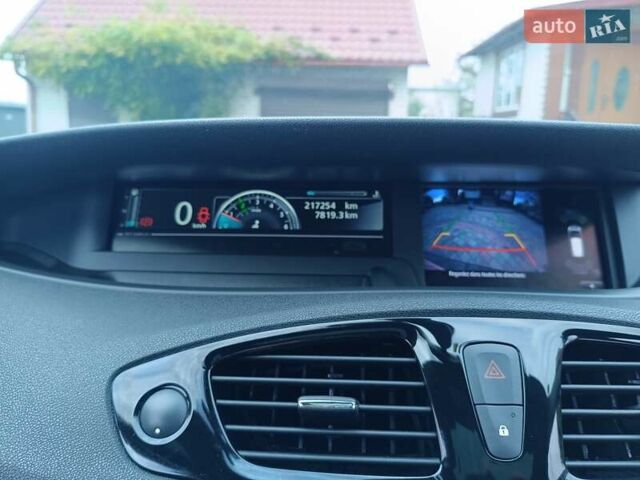 Черный Рено Гранд Сценик, объемом двигателя 1.6 л и пробегом 215 тыс. км за 10999 $, фото 89 на Automoto.ua