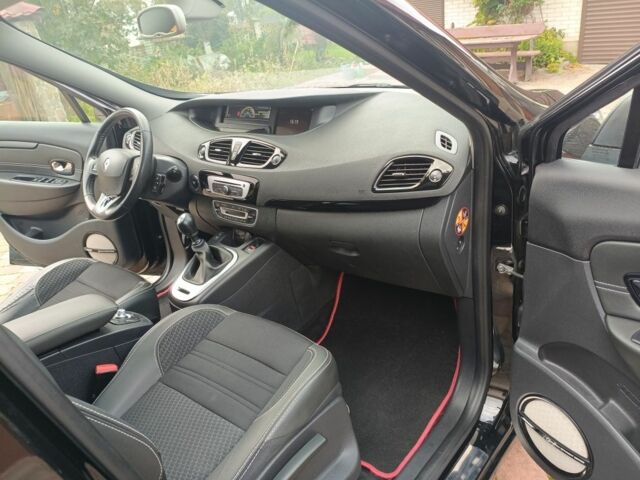 Черный Рено Гранд Сценик, объемом двигателя 1.6 л и пробегом 200 тыс. км за 268 $, фото 20 на Automoto.ua