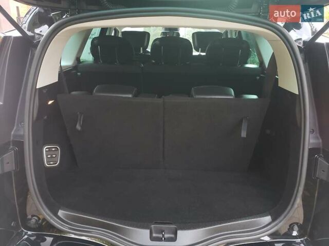 Черный Рено Гранд Сценик, объемом двигателя 1.6 л и пробегом 159 тыс. км за 16700 $, фото 70 на Automoto.ua