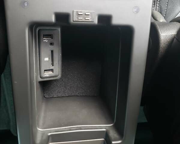 Черный Рено Гранд Сценик, объемом двигателя 1.6 л и пробегом 159 тыс. км за 16700 $, фото 88 на Automoto.ua