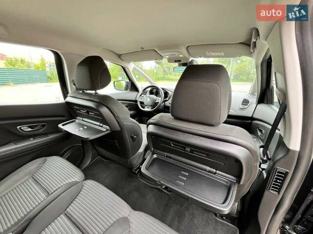 Черный Рено Гранд Сценик, объемом двигателя 1.6 л и пробегом 198 тыс. км за 15400 $, фото 21 на Automoto.ua