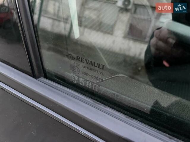 Черный Рено Гранд Сценик, объемом двигателя 1.6 л и пробегом 178 тыс. км за 15600 $, фото 68 на Automoto.ua